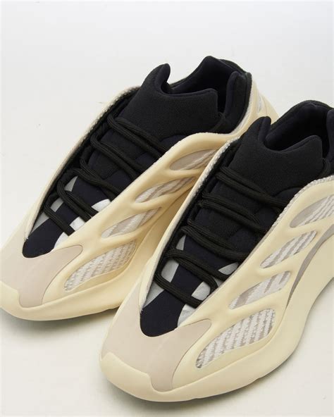 ¥390 LW Batch yeezy 700V3 白色 FW4980 